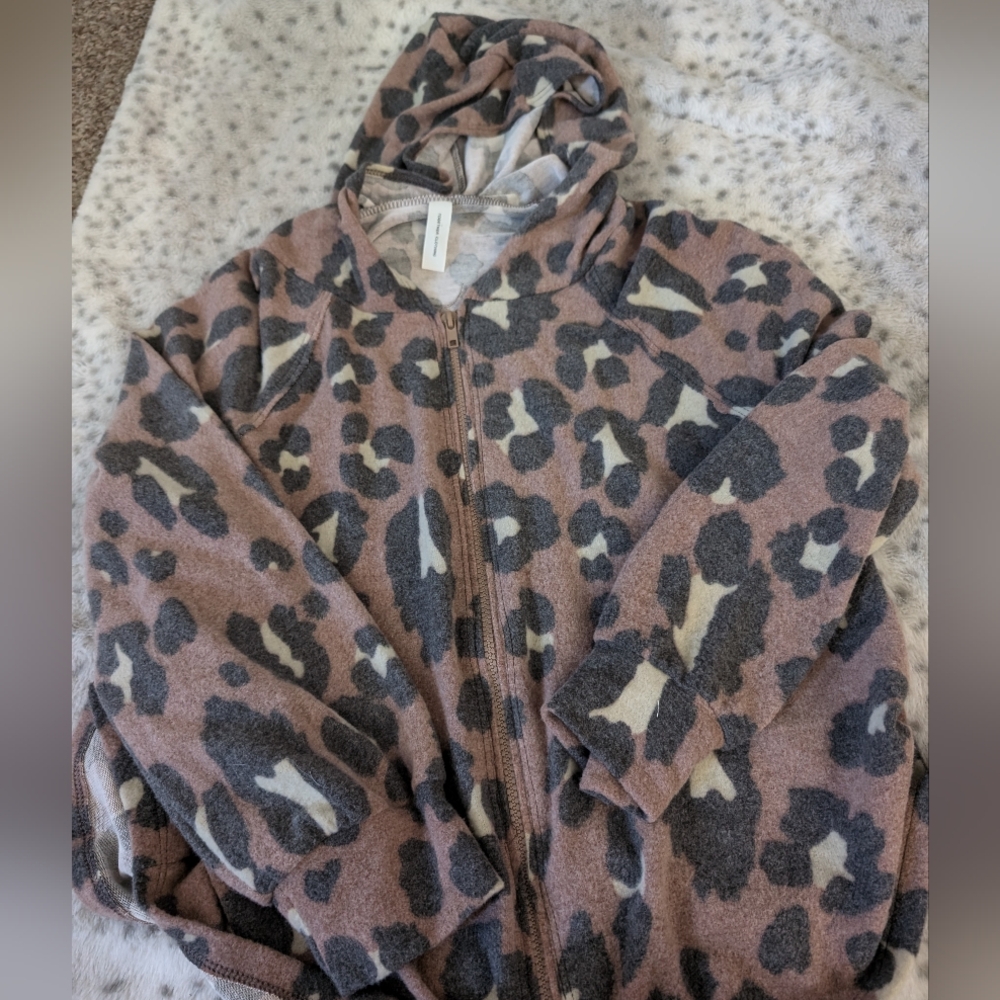 Zip up cheetah